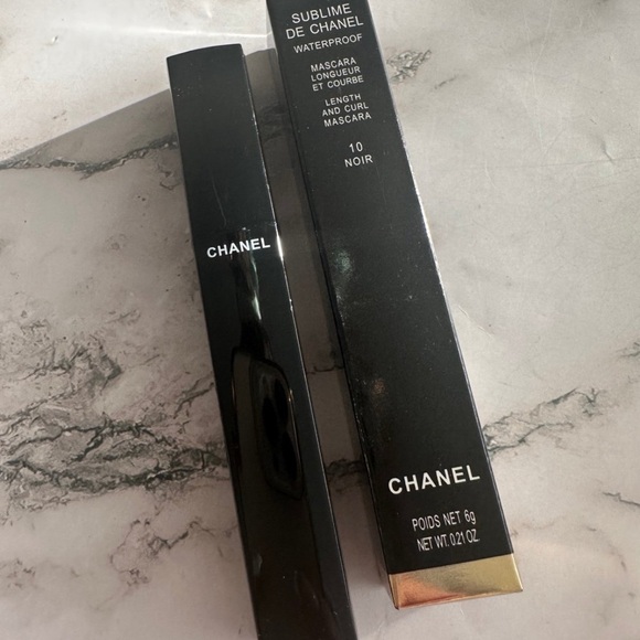 Chanel Waterproof Length and Curl Mascara in Noir - Picture 4 of 4